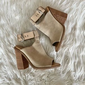 {Marc Fisher} Vashi Block Heel Suede Sandals in Beige - Women's 7